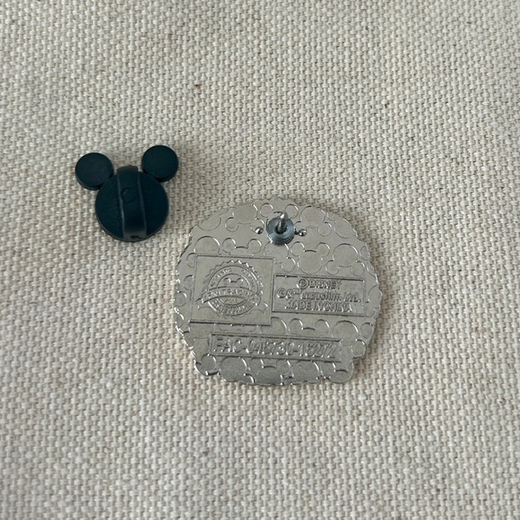 Star Wars Chewbacca Tsum Tsum Disney Trading Pin (2016) - Picture 2 of 2